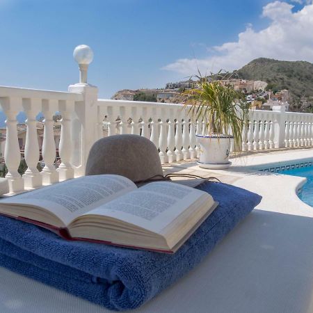 Frontline Villa, Five Star Deluxe El Campello Buitenkant foto