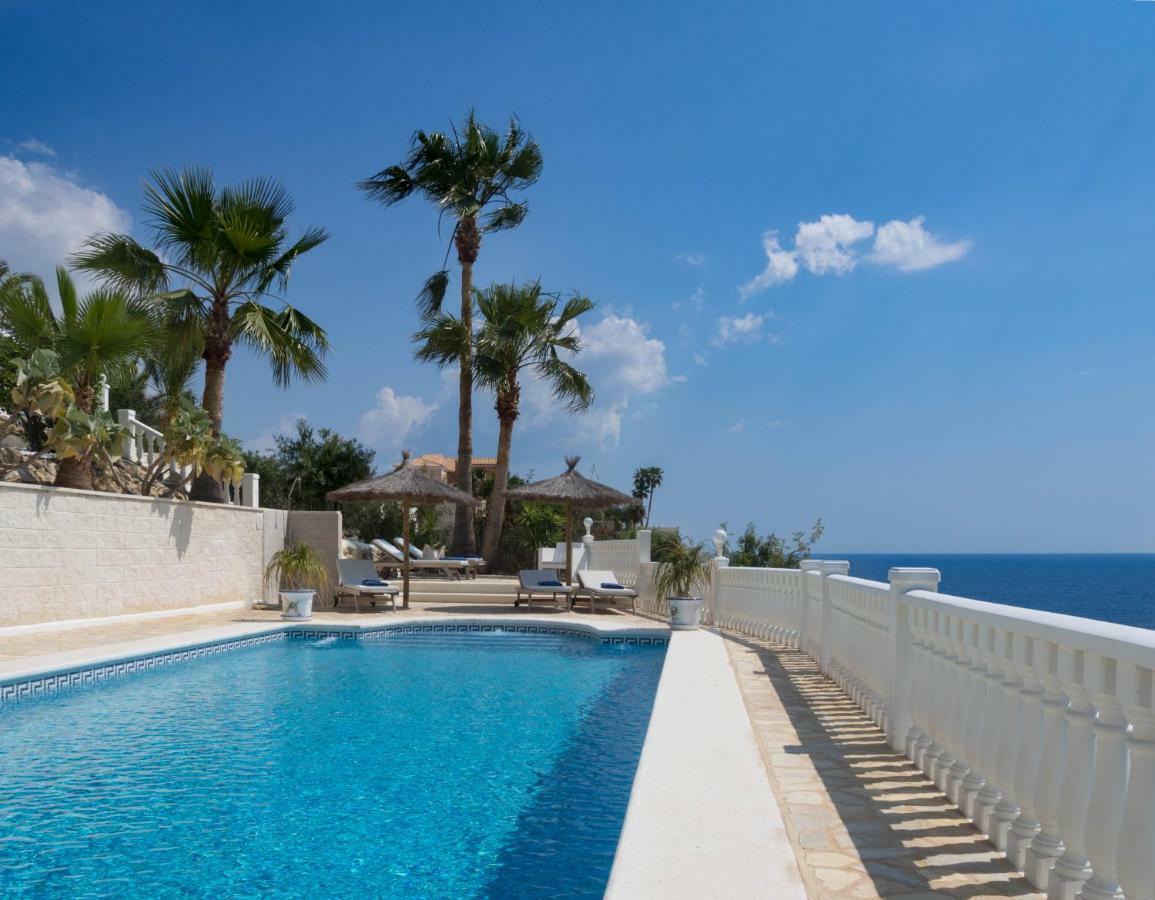 Frontline Villa, Five Star Deluxe El Campello Buitenkant foto